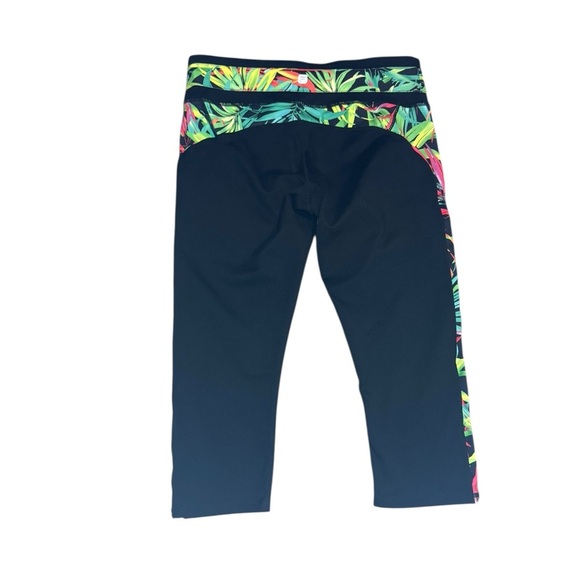 Fabletics Black Leggings Athletic Stretch - Picture 2 of 3